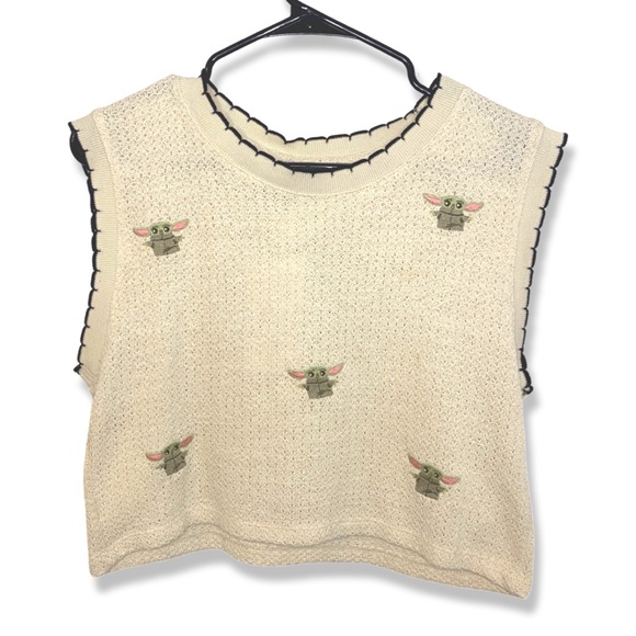 Zara Tops Nwt Zara Embroidered Baby Yoda Grogu Top Poshmark